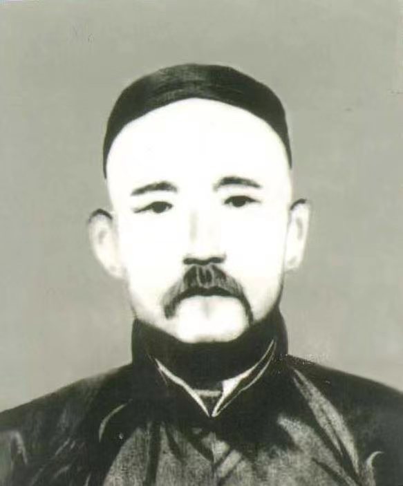 刘显潜